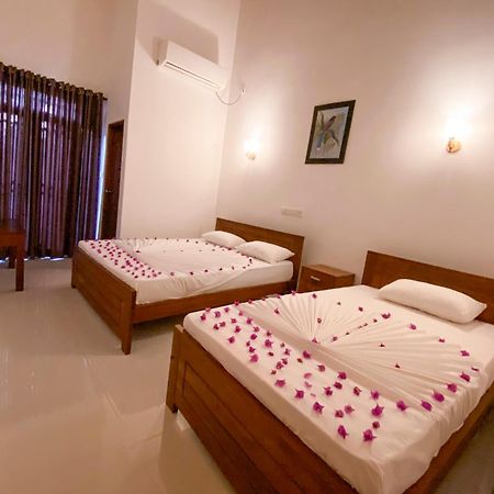 Yala Safari Green Home Stay ティッサマハーラーマ エクステリア 写真